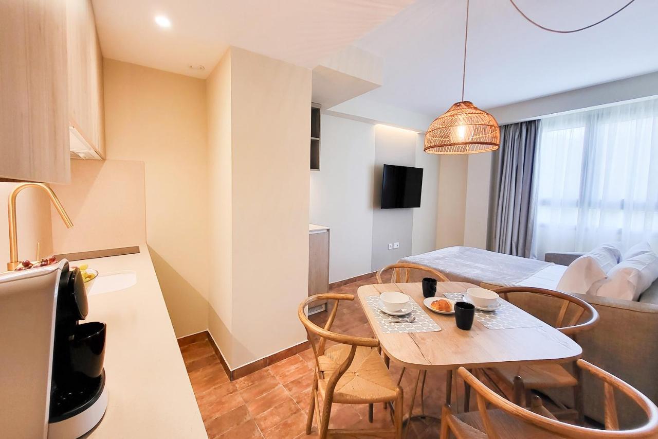 Apartamentos Las Ciencias F Valencia Eksteriør billede