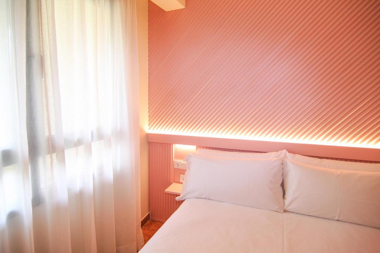 Apartamentos Las Ciencias F Valencia Eksteriør billede