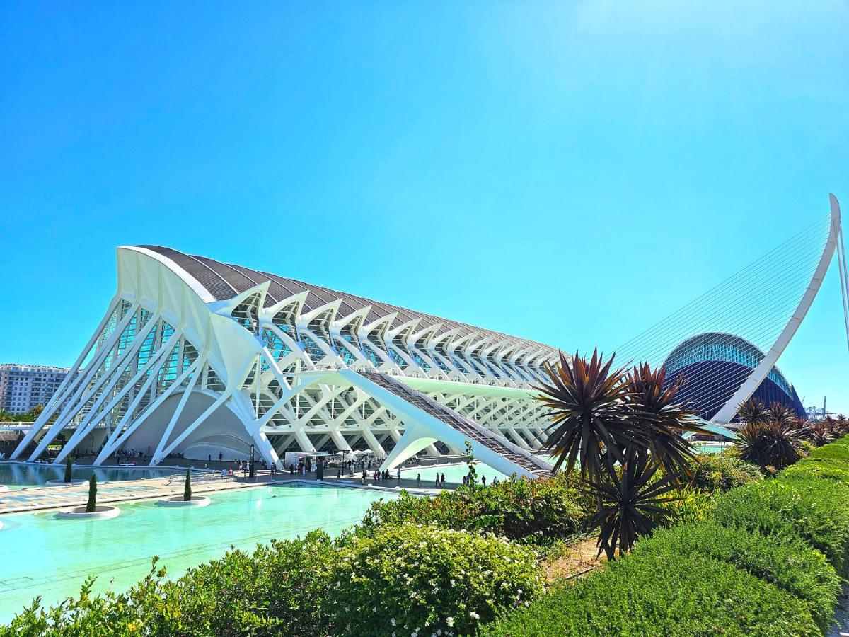 Apartamentos Las Ciencias F Valencia Eksteriør billede